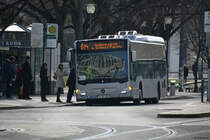 Am 02.04.2018 fuhr P-AC 138 auf der Linie 614. Aufgenommen wurde ein Mercedes Benz LE Ü der zweiten Generation / Potsdam, Platz der Einheit.