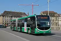 Mercedes Citaro 7047, auf der Linie 34, überquert die Mittlere Rheinbrücke. Die Aufnahme stammt vom 04.07.2019.