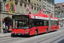 Volvo Bus 811, auf der Linie 12, bedient die Haltestelle Bärenplatz. Die Aufnahme stammt vom 25.06.2019.