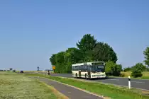 Am 26.Juni 2019 konnte ein ehemaliger Monheimer Mercedes Benz O405N2 bei Anhausen (RLP) bei tollem Wetter abgelichtet werden. Der Bus ist im aktullen Besitz bei der Omnibusfirma Wallmeroth aus Willroth. Unterwegs war der Bus am Nachmittag auf einer typischen Überlandlinie vom Dierdorfer Ortskern bis zum Neuwieder Bahnhof.