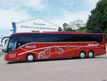 Setra 517 HD von Alsbussen aus Dänemark im Stadthafen Sassnitz. 2016