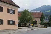 Haltestelle Wattens Mittelschule. Aufgenommen 18.7.2019.