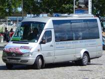 Mercedes Sprinter von Rostocker-Transfer-Service aus Deutschland im Stadthafen Sassnitz am 07.07.2016