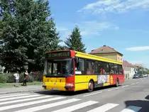 Mulhouse - 9. August 2019 : Noch sind Agoras im Einsatz. Wagen 544 auf der Linie 23 beim Stade de Bourtzwiller.