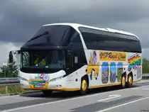 Neoplan Starliner von JobTours aus Deutschland in Mukran am 19.07.2016