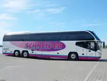 Neoplan Cityliner von Schneider aus Deutschland im Stadthafen Sassnitz am 21.07.2016