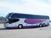 Neoplan Cityliner von Schneider aus Deutschland im Stadthafen Sassnitz am 21.07.2016