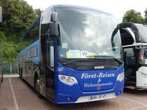 Scania OmniExpress von Först-Reisen aus Deutschland im Stadthafen Sassnitz am 23.08.2016