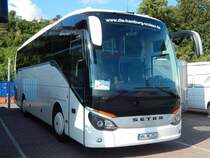 Setra 511 HD von Die Hamburg Cruiser aus Deutschland im Stadthafen Sassnitz am 16.09.2017