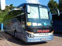 Setra 516 HD von Pfleger aus Österreich im Stadthafen Sassnitz am 17.09.2017