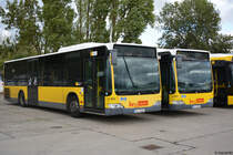 B-V 1616 + B-V 1670 stehen auf dem Betriebshof Indira-Gandhi-Straße. Aufgenommen am 22.09.2018 / Mercedes Benz Citaro Facelift.