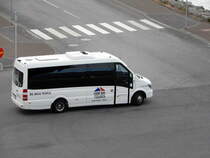 Mercedes Sprinter Kleinbus am 17.06.19 in Reykjavik