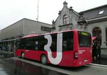Stadtbus Rapperswil-Jona, 8640 Rapperswil SG, Nr. 203: MB 530 Citaro K (Facelift, 10,5 m) ZH 745'203 (Verkehrsbetriebe Z�richsee Oberland VZO, 8627 Gr�ningen ZH) am 10. Dezember 2008 anl�sslich der Er�ffnung der neuen Busstation Rapperswil Bahnhof