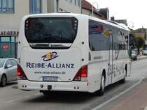 Neoplan Jetliner von Reise-Allianz/Nau aus Deutschland in Sassnitz am 23.09.2017