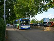 O405G als Schienenersatzverkehr bei Einfahrt am ZOB in Lauda. Der Bus wird in Kürze seine Rückfahrt nach Würzburg antreten. Zu sehen ist der ex. Heilbronner Wagen 58, welcher nun Busservice Opitz gehört. Leider (oder zum Glück) endete der SEV-Einsatz am 10.09.2019, da die Baumaßnahmen vorbei sind. 