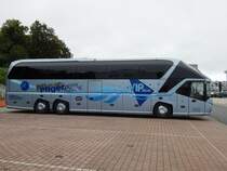 Neoplan Starliner von Pilger Reisen aus Deutschland im Stadthafen Sassnitz am 23.09.2017