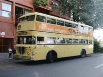 Der Büssing D2U mit der Wagen Nummer Wagen 1629 an der Haltestelle  Monumentenstraße in Schöneberg vor dem Depot für Kommunalverkehr des Deutschen Technikmuseums am 08. September 2019. 