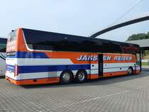 Van Hool TX17 von Janssen Reisen aus Deutschland im Stadthafen Sassnitz am 24.09.2017