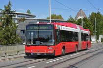 Volvo Bus 801, auf der Linie 10, überquert die Kornhausbrücke Richtung Haltestelle Zytglogge. Die Aufnahme stammt vom 16.09.2019.