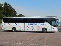 Setra 416 GT-HD von Friedrichs-Reisen aus Deutschland im Stadthafen Sassnitz am 24.09.2017
