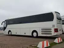MAN Lion's Coach von Bach-Tours aus Deutschland im Stadthafen Sassnitz am 14.10.2017