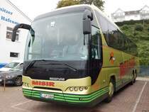 Neoplan Tourliner von Misir aus Deutschland im Stadthafen Sassnitz am 14.10.2017