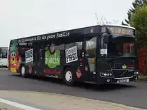 Volvo 8700 der Oppermann Transporte aus Deutschland in Sassnitz am 15.10.2017