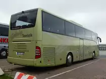 Mercedes Tourismo von Gehrig Touristik aus Deutschland im Stadthafen Sassnitz am 15.10.2017