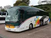 Mercedes Travego von Peters-Reisen aus Deutschland im Stadthafen Sassnitz am 15.10.2017