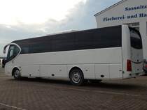 Mercedes Sundancer von BoyTours aus Deutschland im Stadthafen Sassnitz am 26.12.2017