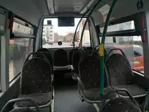 Der Fahrgastraum eines Mercedes Sprinter der Neubrandenburger Verkehrsbetriebe in Neubrandenburg am 30.12.2017