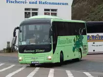 MAN Lion's Coach von BusBetriebe Wismar aus Deutschland im Stadthafen Sassnitz am 31.12.2017