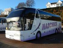 Neoplan Starliner von Haschick aus Deutschland im Stadthafen Sassnitz am 01.01.2018
