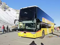 Postbus uf den Flüelapass am 12. Oktober 2019.