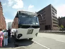 Schwimmbus der Firma Riverbus, der Fahrer muß auch Kapitän sein 12.7.2018, eine tolle Fahrt