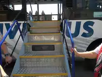 Der Einstieg in den Bus am 12.7.2018 ich kann es nur empfehlen