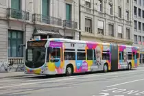 Mercedes Citaro 7026 mit der Werbung für 100 Jahre Adullam-Stiftung, auf der Linie 30, verlässt die Endstation am Bahnhof SBB. Die Aufnahme stammt vom 02.07.2019.