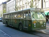 Bern Mobil - Oldtimer FBW Bus Nr.157  BE  113157 auf Extrafahrt in Bern am 05.10.2008