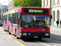 Bern Mobil - MAN Gelenkbus Bus Nr.231  BE  513231 unterwegs auf der Linie 20 in Bern am 05.10.2008