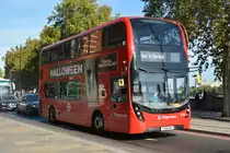 24.10.2018 / London / Alexander Dennis / YX66 WAU.