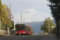 Solaris Urbino (SZ-845ZH) als Linie LK an der Haltestelle Tschiggfreystraße in Innsbruck. Aufgenommen 24.10.2019.