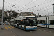 VBZ Nr. 90 (Hess Lightram 3 BGGT-N2C) am 11.12.2019 beim Central