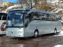 Mercedes Tourismo aus Deutschland im Stadthafen Sassnitz am 02.04.2018