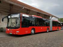Hier ist der SHA F 5912 von der FMO auf der Expressbuslinie X46 nach Beilstein im Einsatz. Abgelichtet am 09.09.2019 am Bahnhof Marbach.