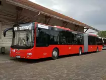 Hier ist der SHA F 5912 von der FMO auf der Expressbuslinie X46 nach Beilstein im Einsatz. Abgelichtet am 09.09.2019 am Bahnhof Marbach.