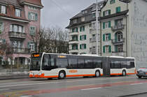 Mercedes Citaro 33, auf der Linie 1, fährt zur Haltestelle beim Bahnhof Solothurn. Die Aufnahme stammt vom 09.12.2019.