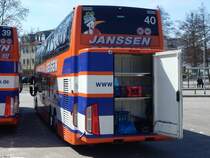 Van Hool TX27 von Janssen Reisen aus Deutschland in Waren am 07.04.2018