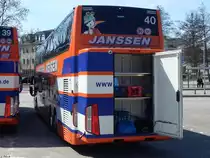 Van Hool TX27 von Janssen Reisen aus Deutschland in Waren am 07.04.2018