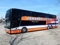 Van Hool TX27 von Janssen Reisen aus Deutschland in Waren am 07.04.2018