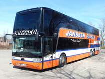 Van Hool TX27 von Janssen Reisen aus Deutschland in Waren am 07.04.2018